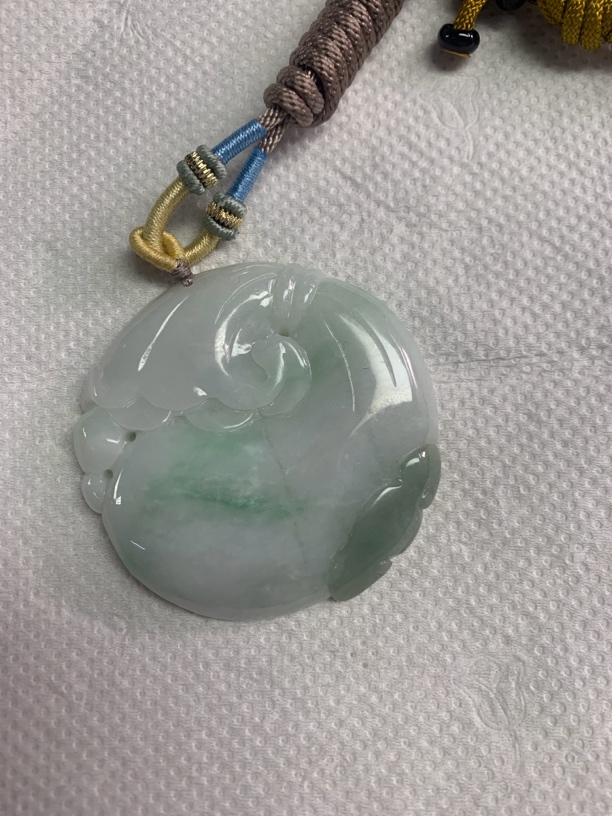 玉如军意翡翠珠宝