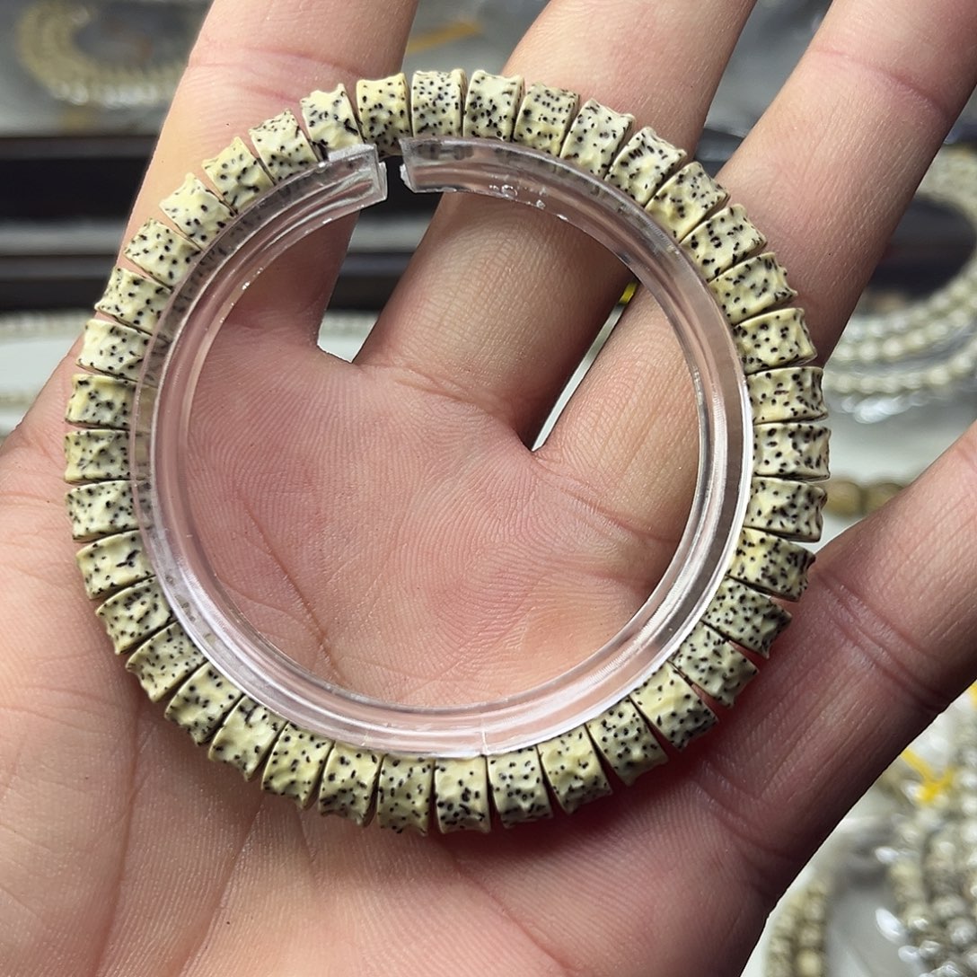 吊坠星月菩提6699