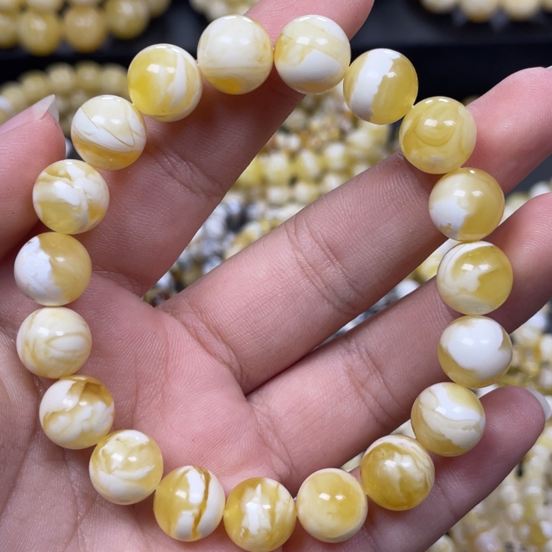 蜜蜡未镶嵌珠宝奇石10.6m