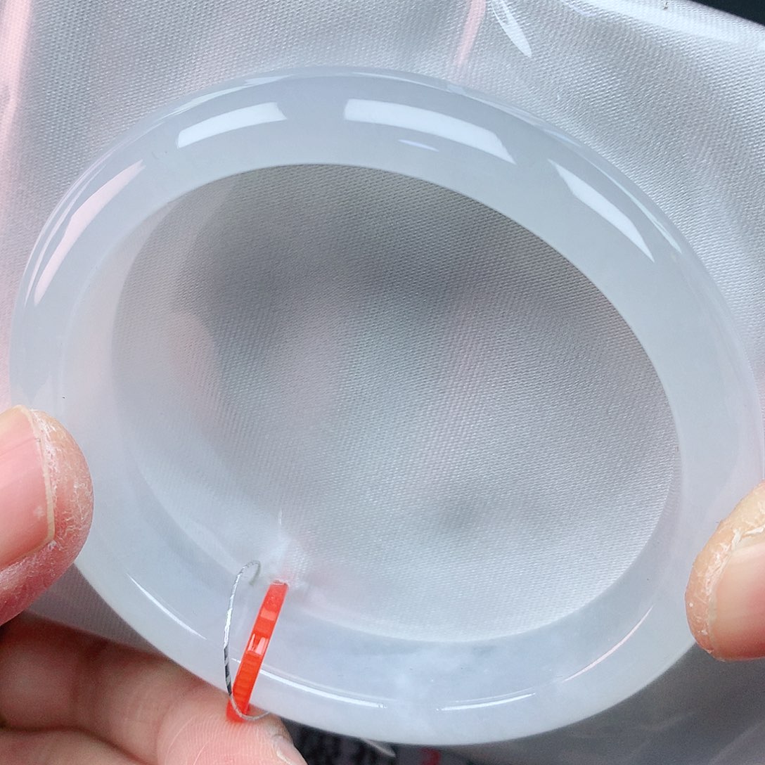 翡翠手镯未镶嵌54贵