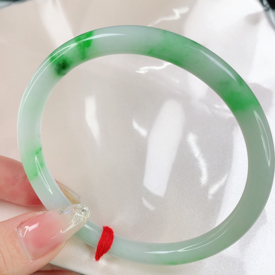 翡翠手镯未镶嵌5121翡翠