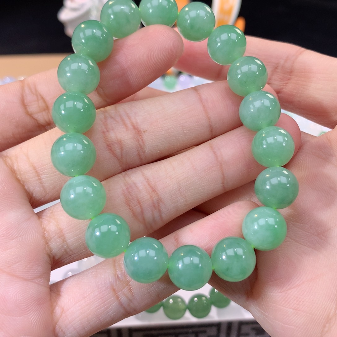 翡翠手链未镶嵌卡11