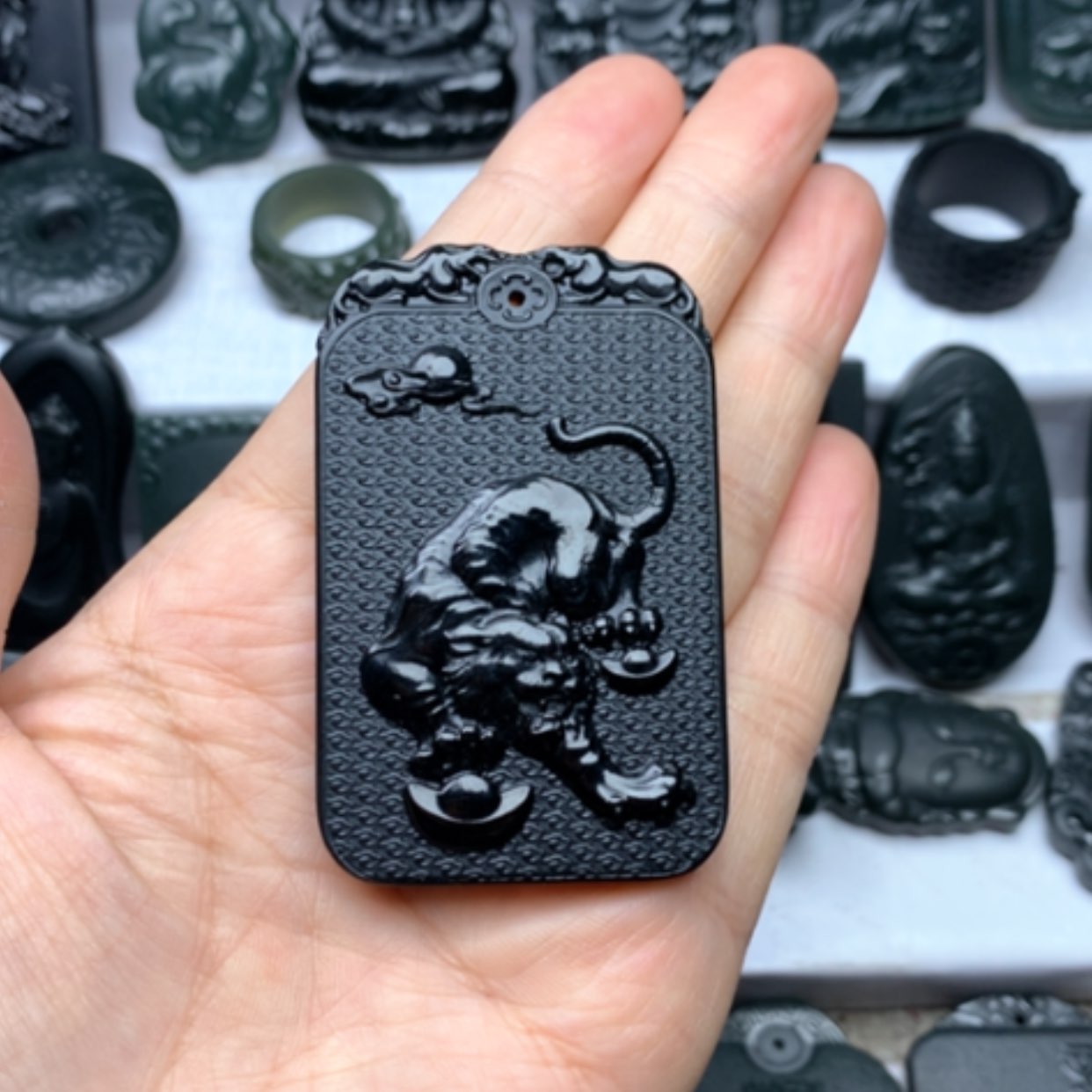 【闪购商品】和田玉颈饰未镶嵌福****发双面雕刻