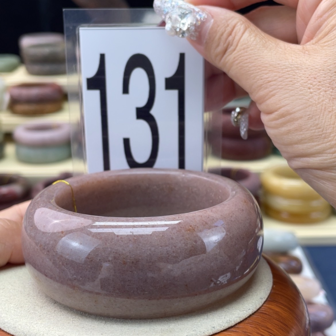 【闪购商品】石英质玉手镯未镶嵌