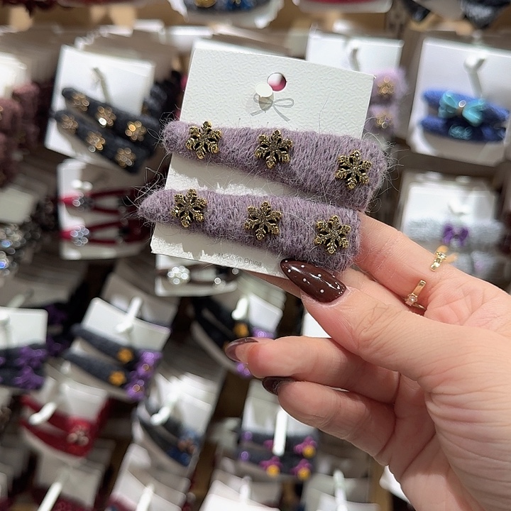 紫色毛线雪花掰掰夹