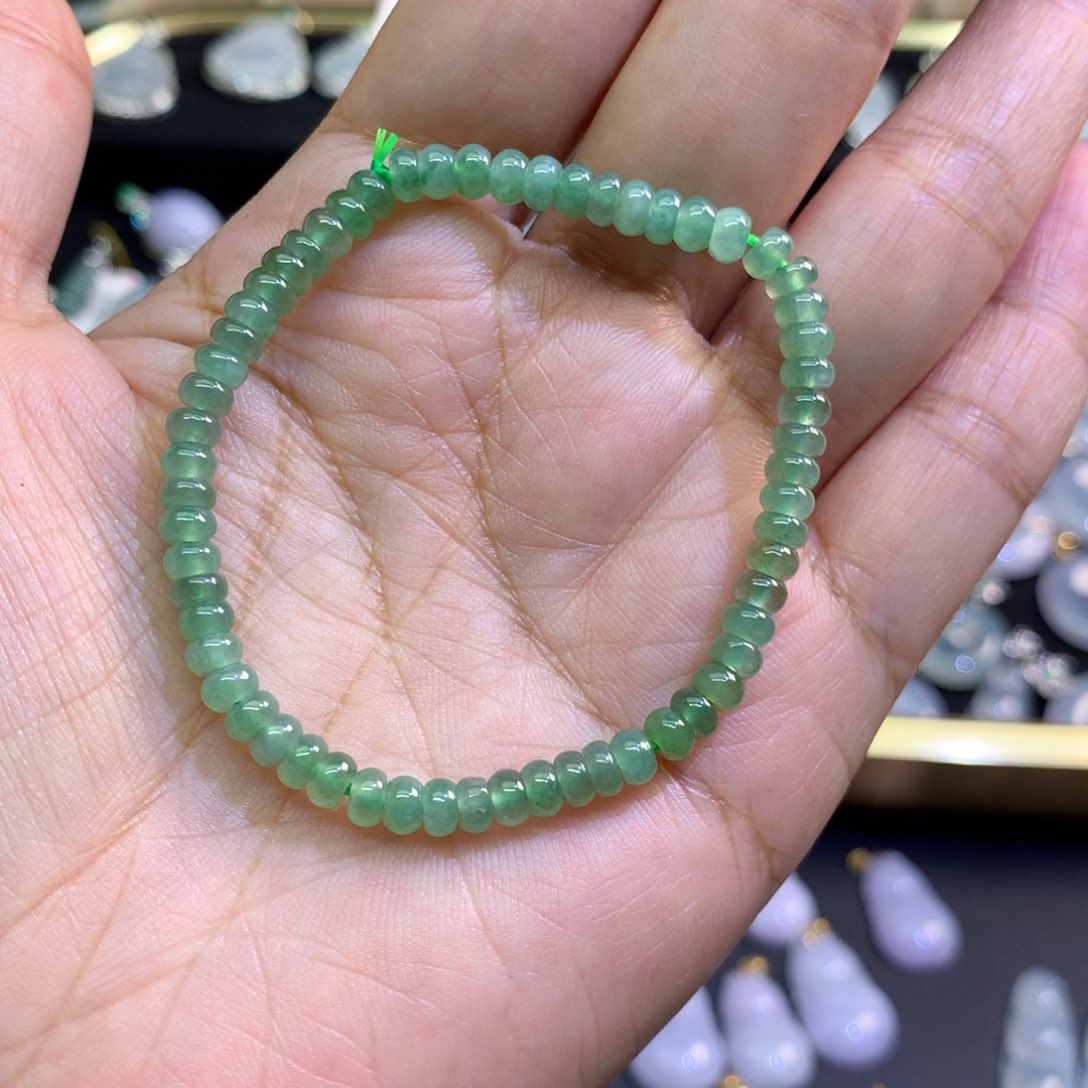 未镶嵌手串翡翠手串