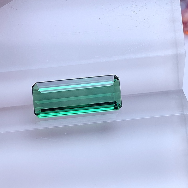 珠宝半成品碧玺未镶嵌3.38克拉