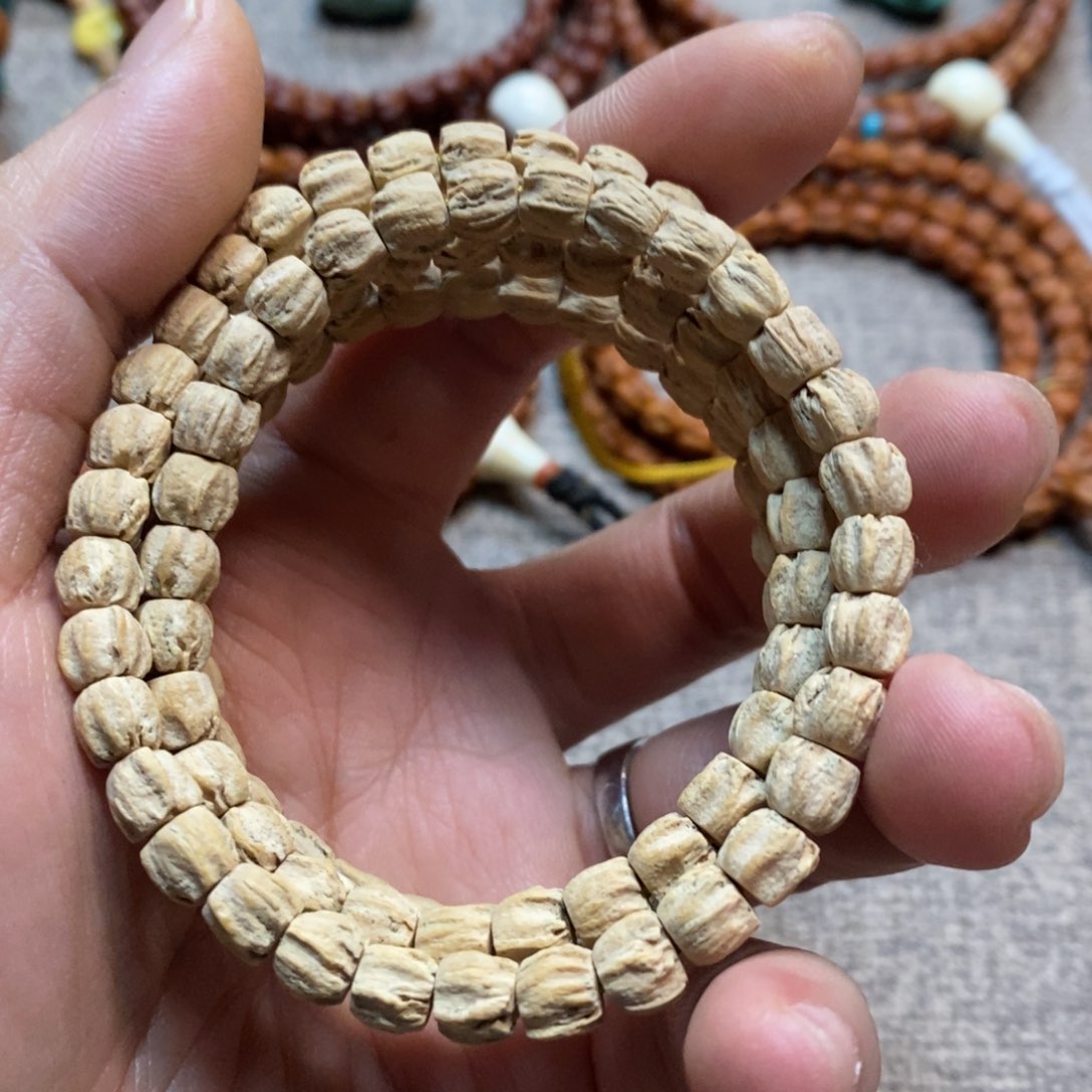 吊坠柏香籽/百香籽热振粉皮方块龙脊多棱顺