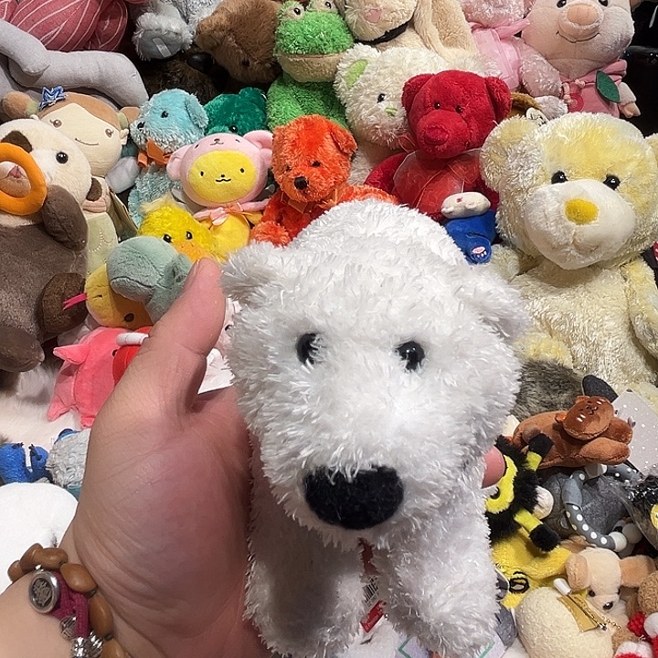 毛绒道格拉斯软软北极熊颗粒