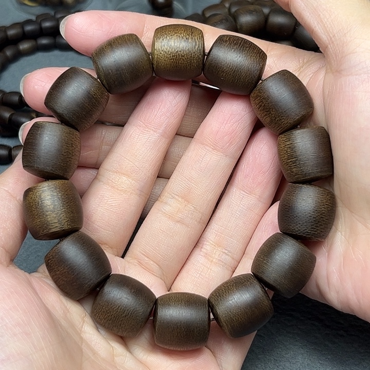 华***少沉香沉香碎屑白棋玉化1.6