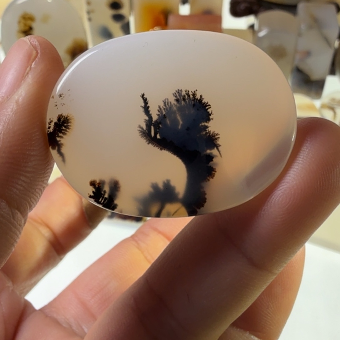 玛瑙/玉髓未镶嵌珠宝半成品