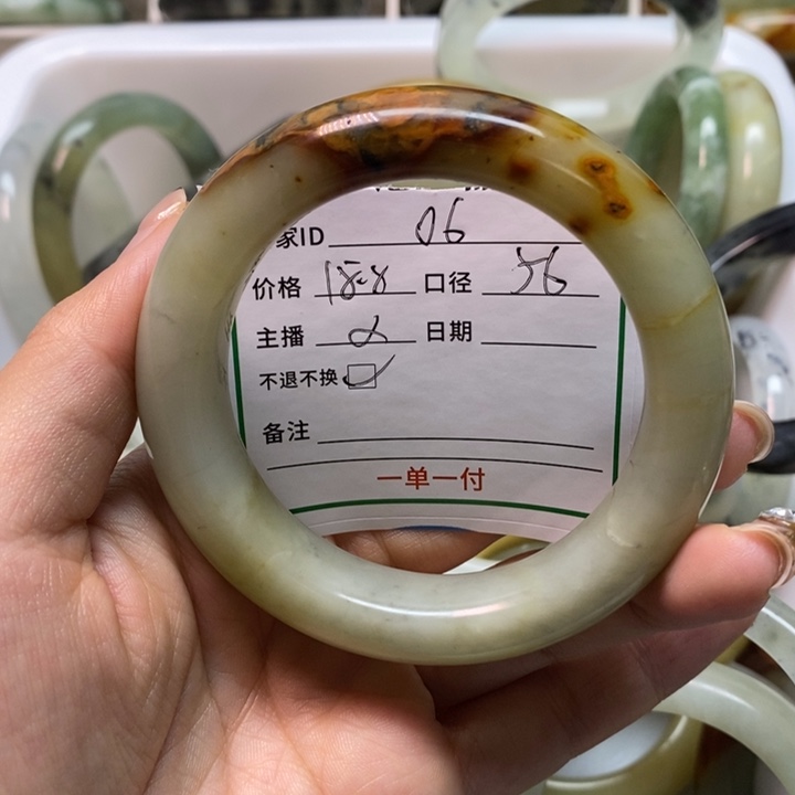 蛇纹石玉未镶嵌手镯微瑕花玉手镯不退不换