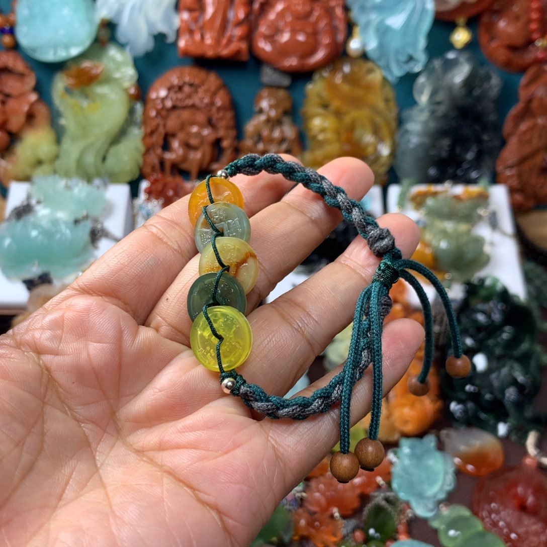 蛇纹石玉未镶嵌手链