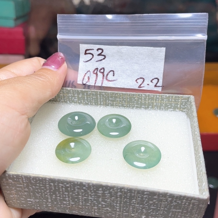 定制翡翠未镶嵌c*不