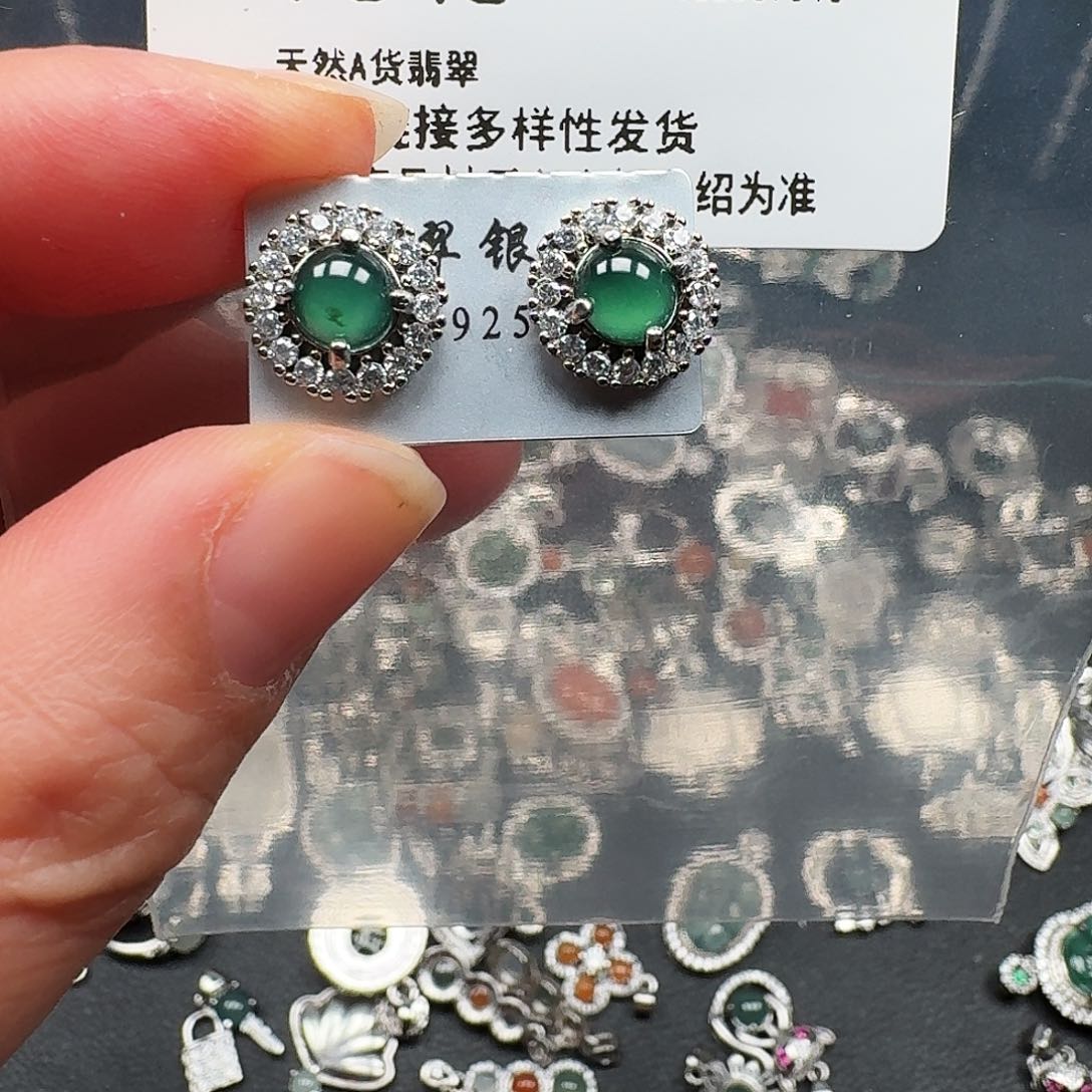 翡翠耳饰未镶嵌天然A货翡翠7648