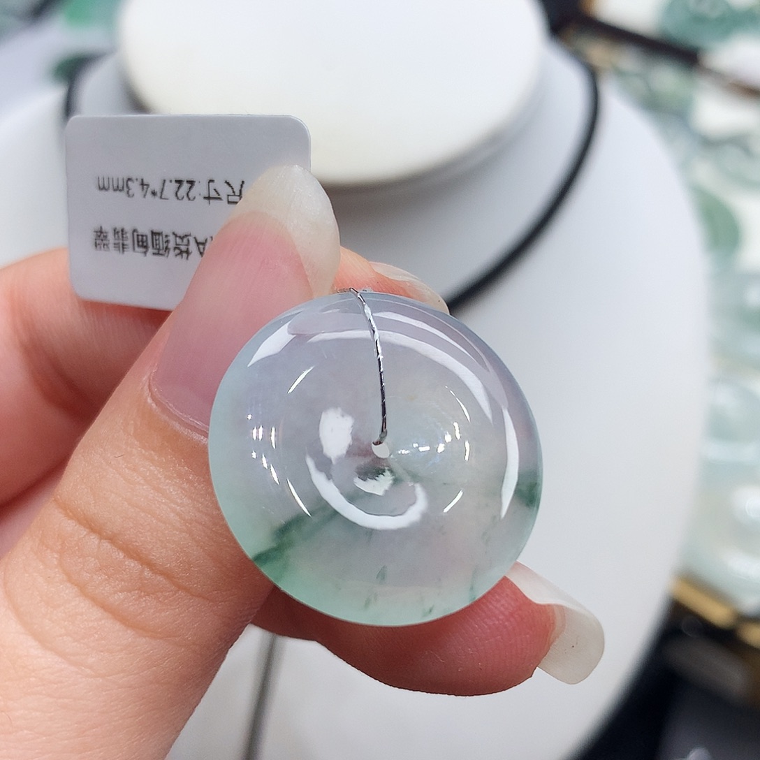 翡翠未镶嵌胸饰翡翠38，22.7/4.3