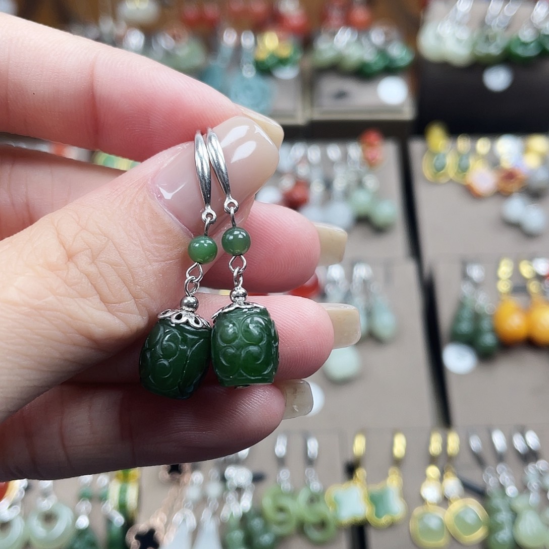 和田玉银S925镶嵌耳饰