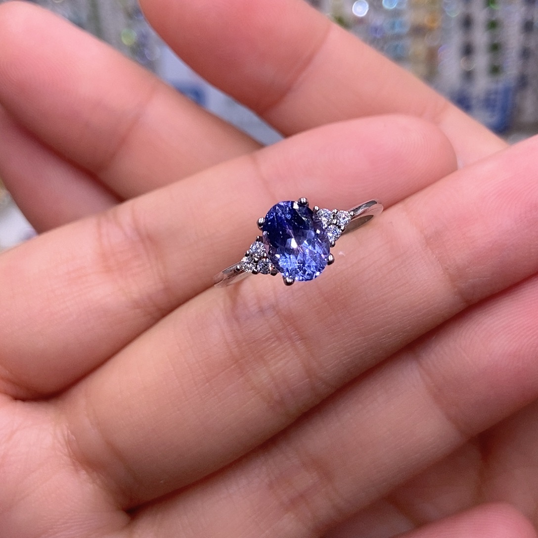 戒指银S925镶嵌坦桑石