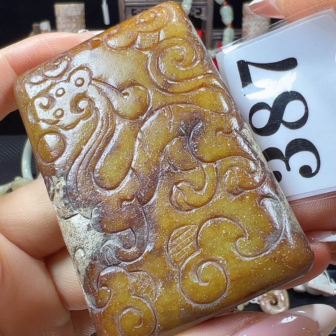 和田玉未镶嵌挂件