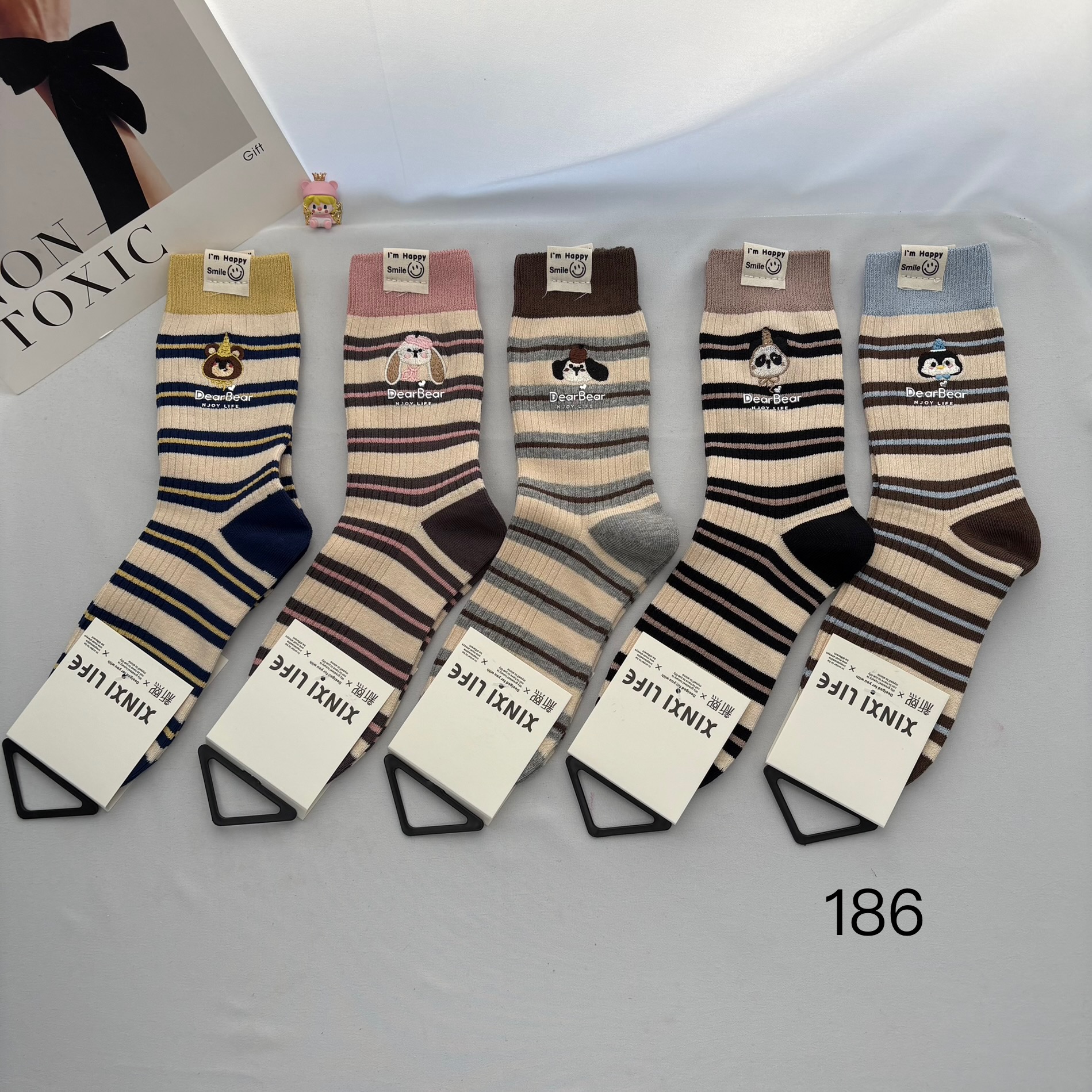 186（新熙条纹卡通刺绣）女士中筒袜休闲百搭