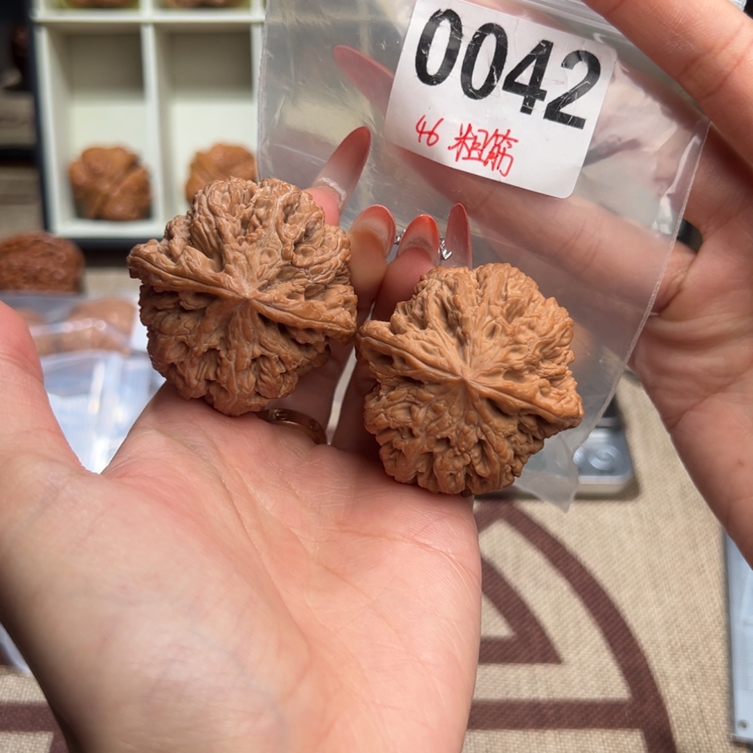 46全品大粗筋文玩核桃