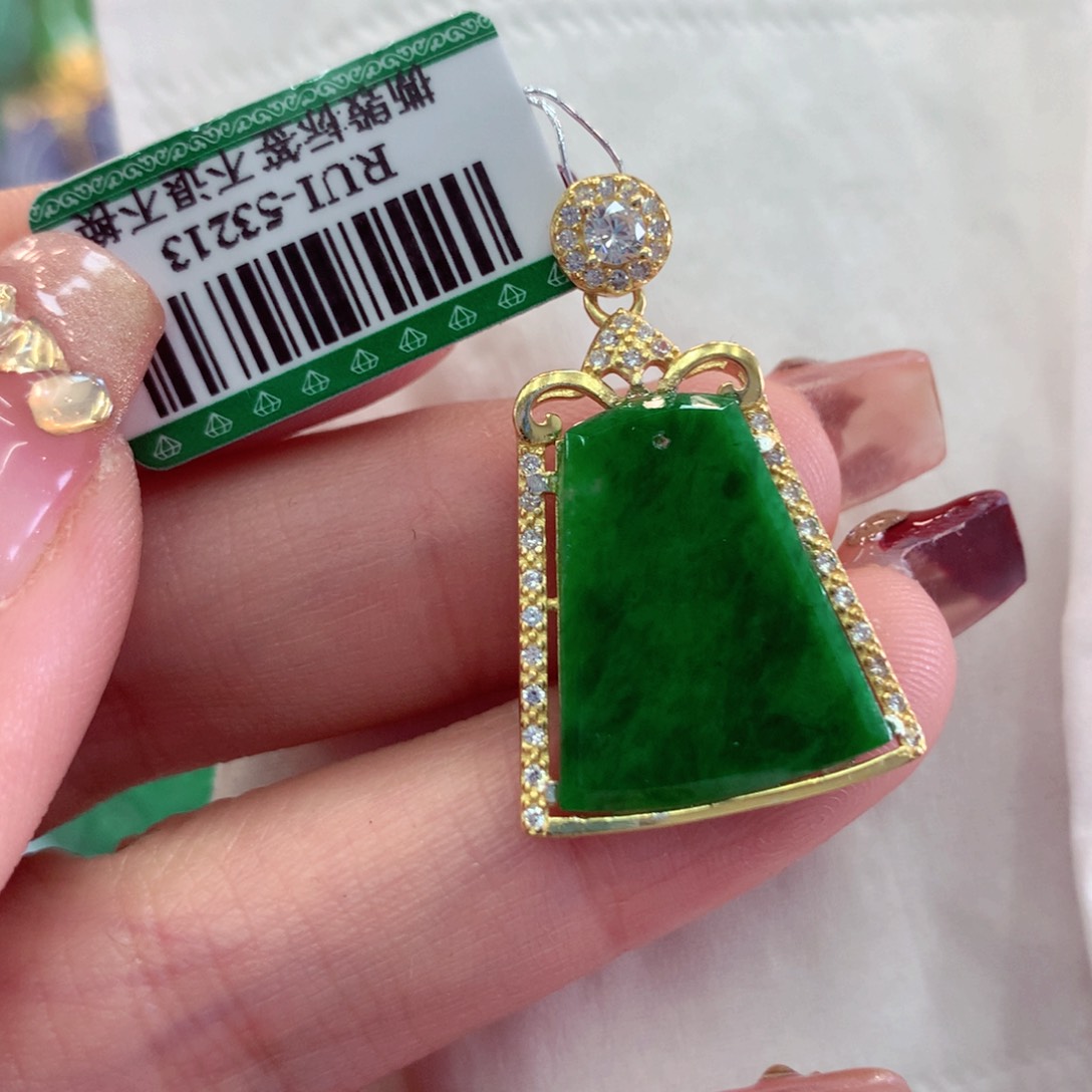 翡翠吊坠(不含链)未镶嵌