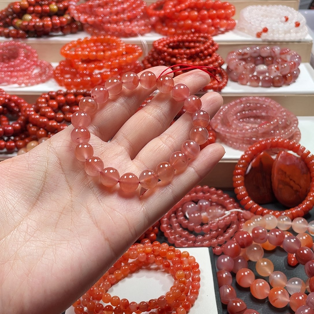 南红玛瑙未镶嵌手链