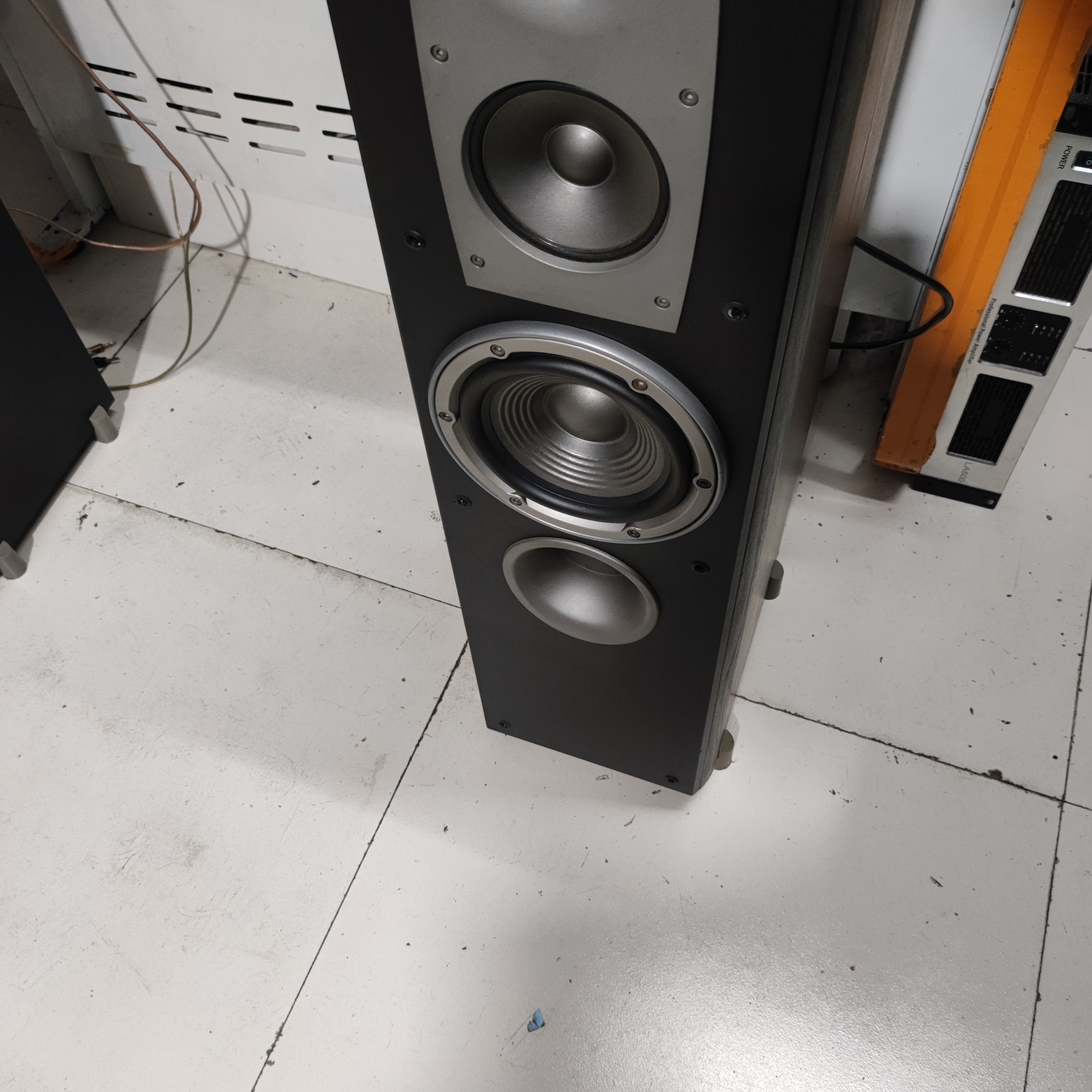 J3喇叭箱子不包邮不退换