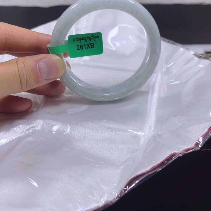 翡翠手镯未镶嵌天然A货翡翠多样性团购发一件