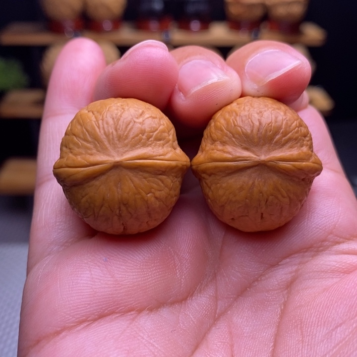 木质类云铁小晶玉1号