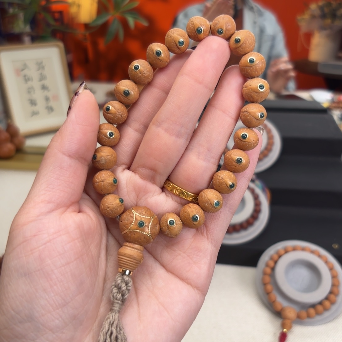 凤眼菩提吊坠11毫米镶嵌玛n