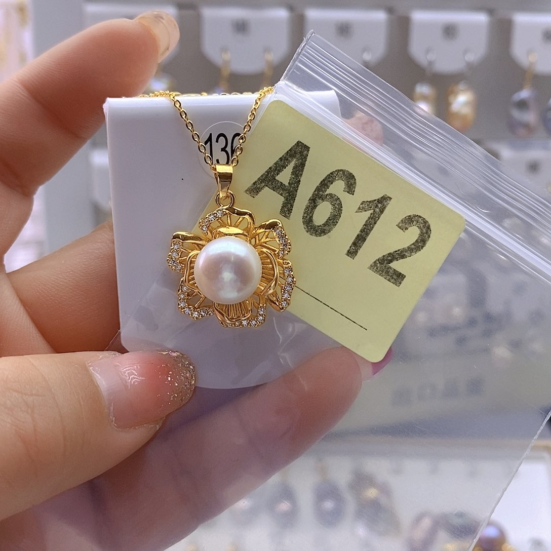 淡水珍珠颈饰未镶嵌