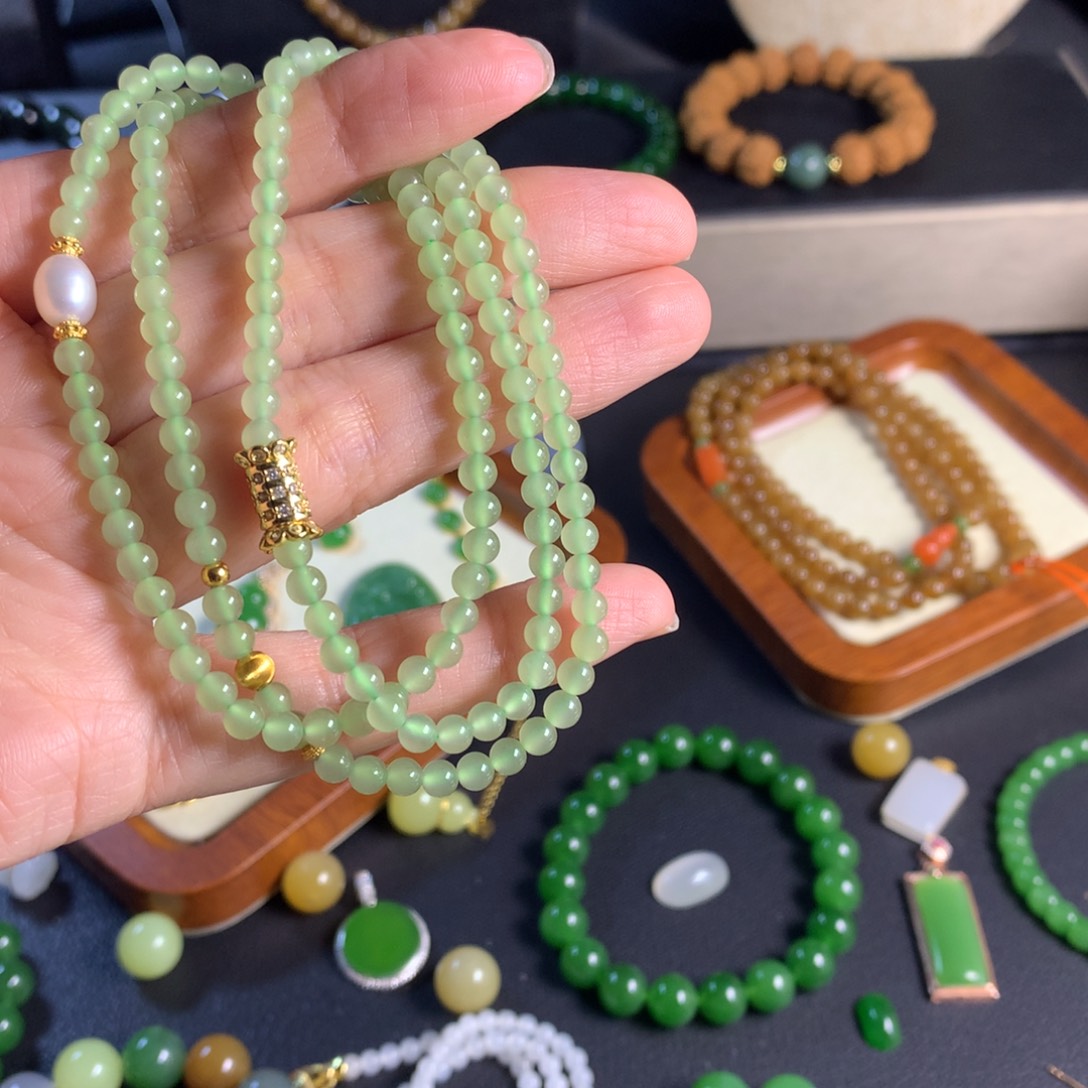 和田玉未镶嵌手链