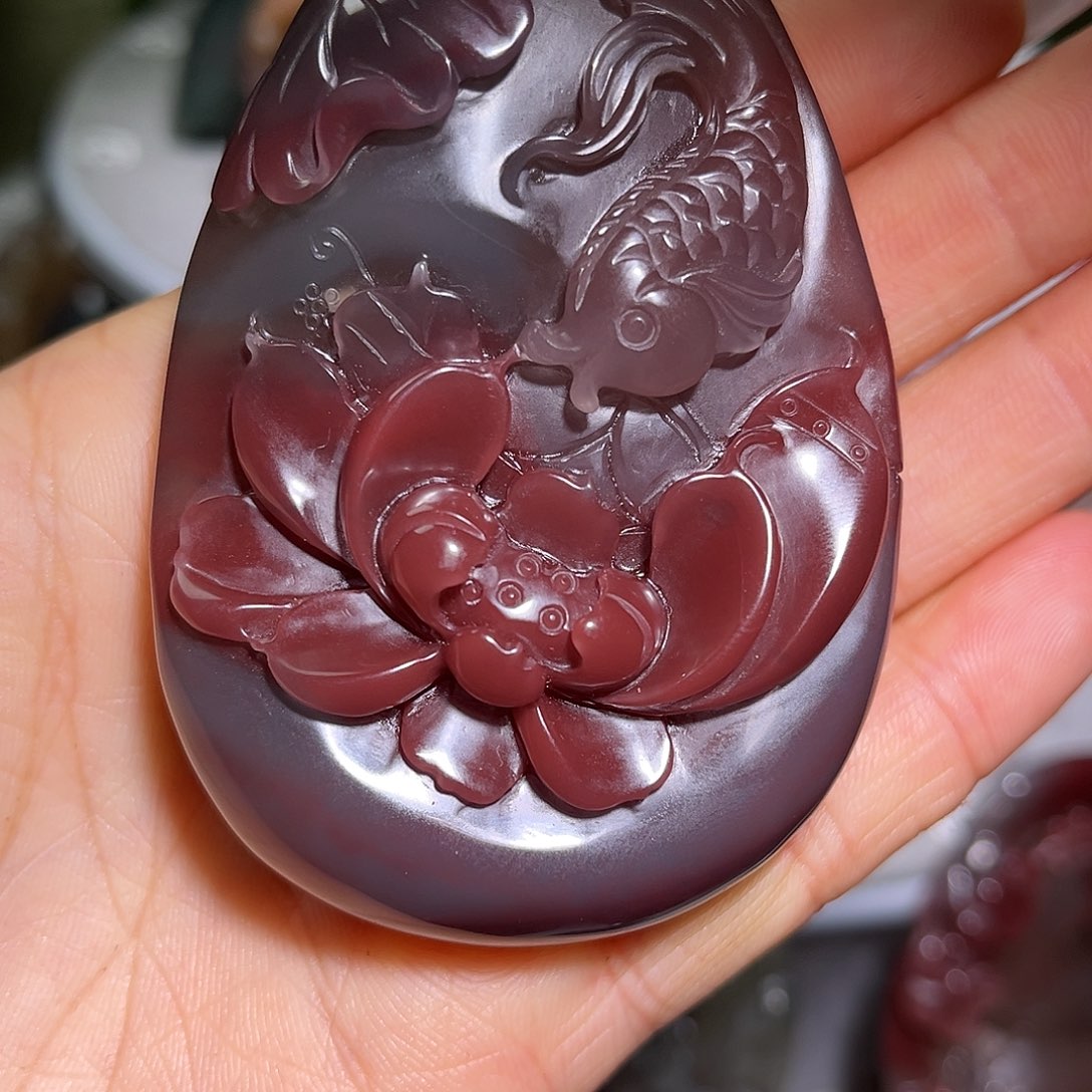 周***佥玛瑙/玉髓未镶嵌颈饰