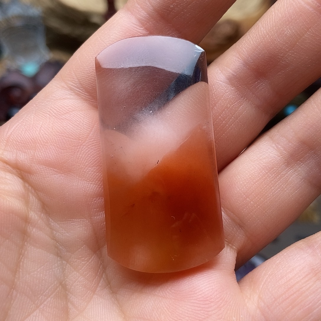 未镶嵌颈饰水晶吊坠