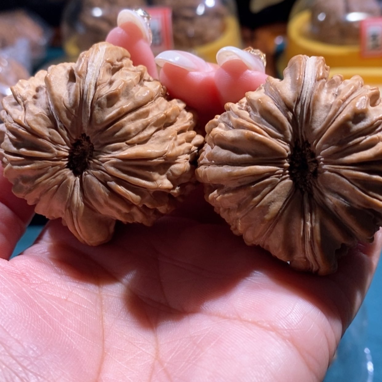 【闪购商品】文玩核桃吊坠雀**飞华坤龙