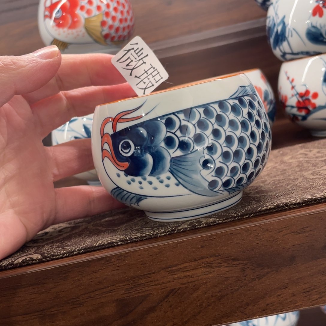 釉下手绘茶具微瑕