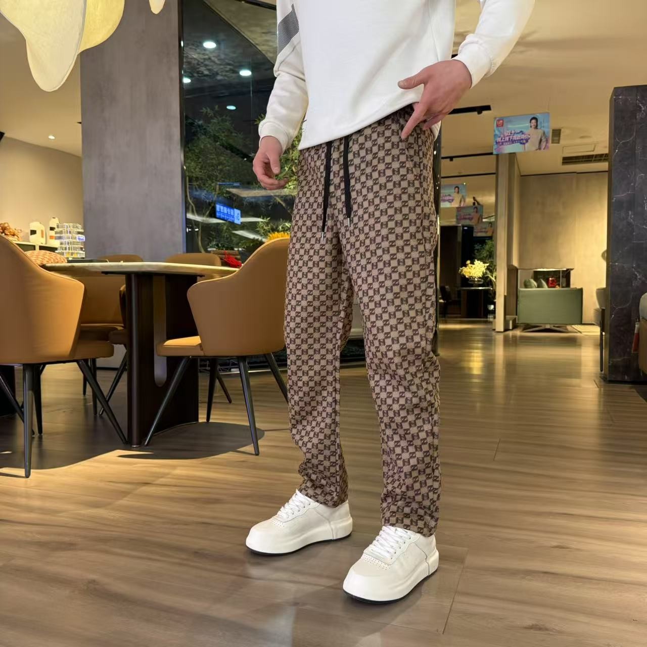 2025冬季新品 男士时尚潮牌宽松款印花格子裤 休闲百搭弹力小平角