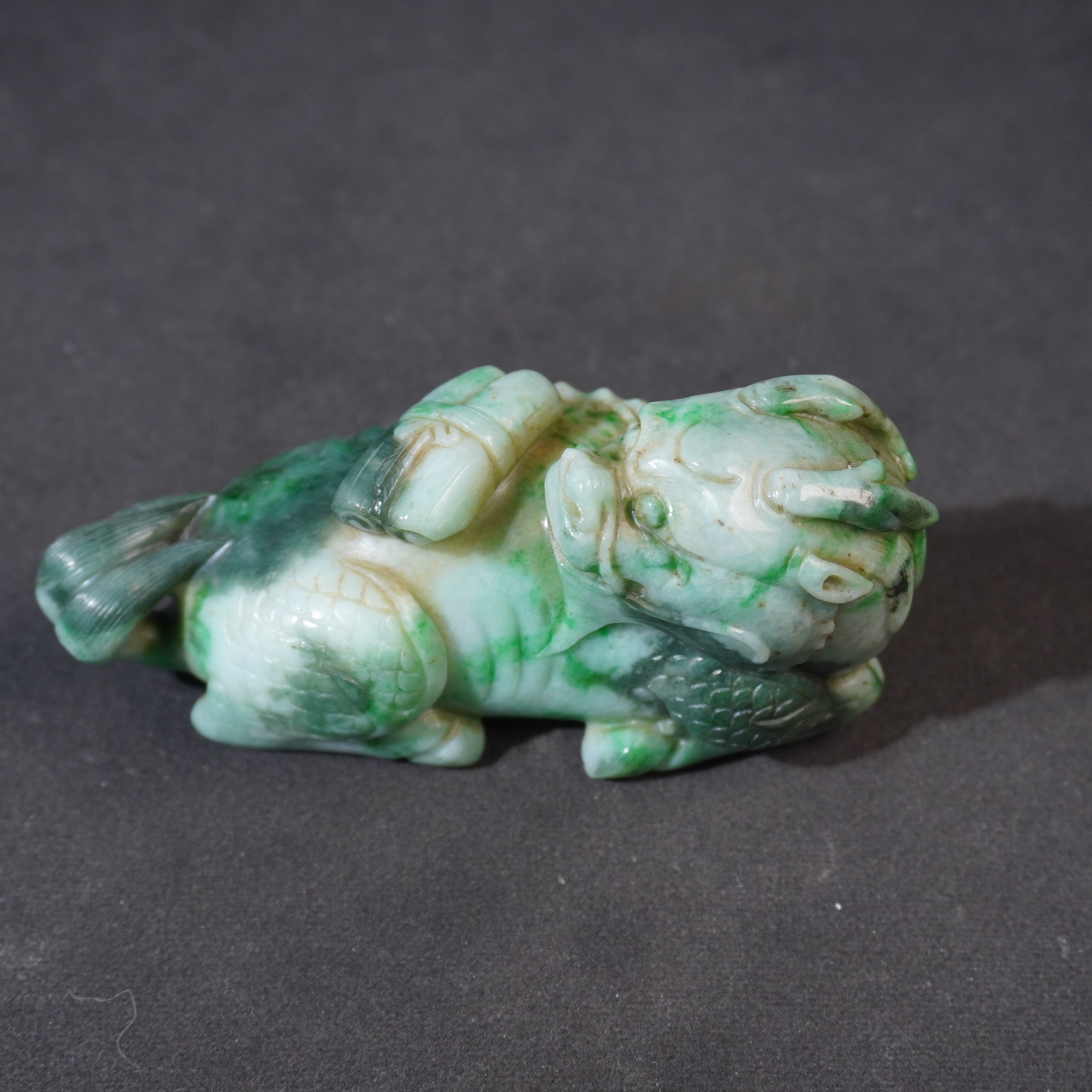 6NP12 清 翡翠手把件