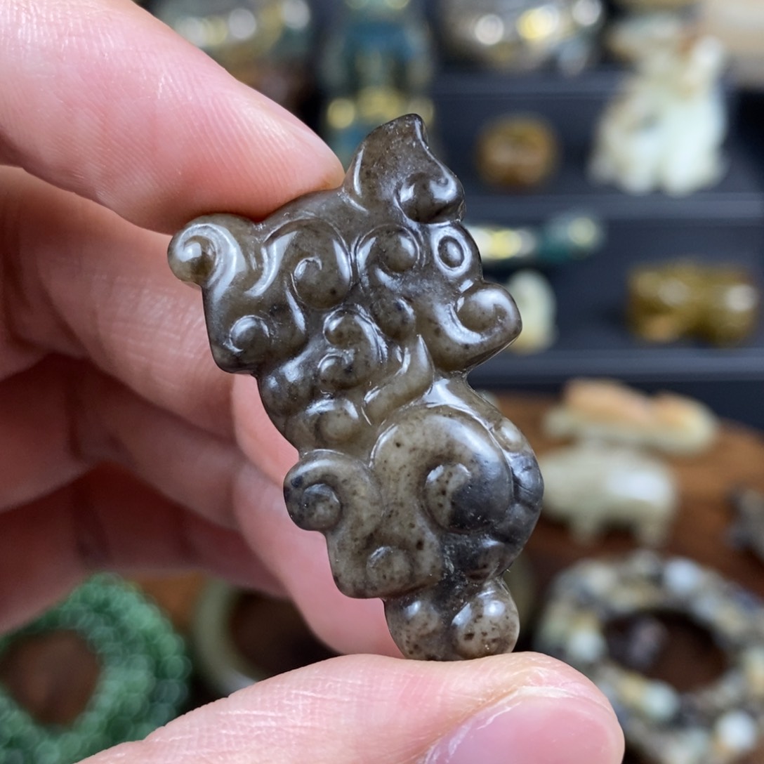 和田玉挂件未镶嵌