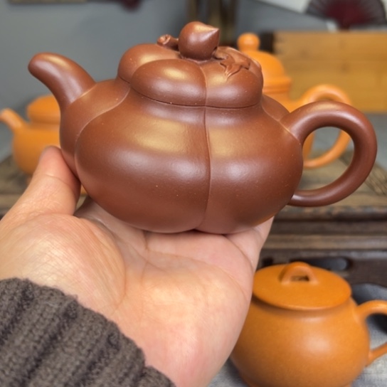 宫***画紫砂茶壶宜兴紫砂