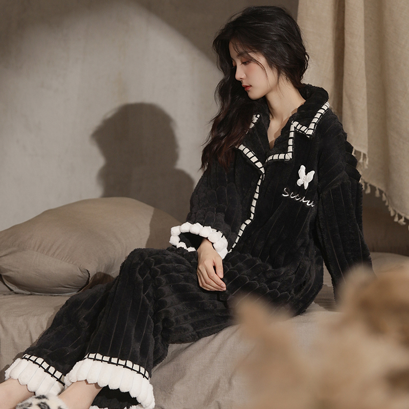 新款秋冬可外穿法兰绒家居服加厚加绒套装女士珊瑚绒保暖女睡衣