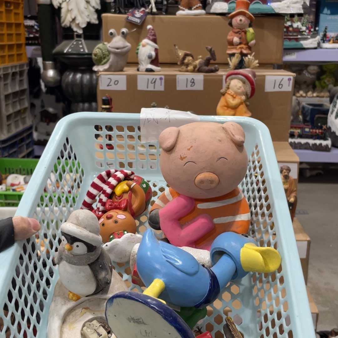 咸***）树脂工艺品默认微瑕看好再拍