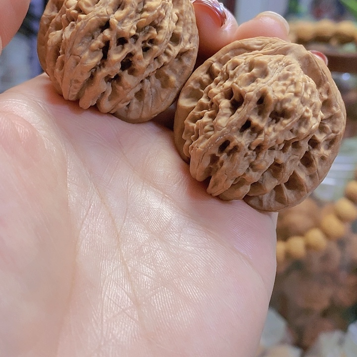 【闪购商品】文玩核桃把件40四座楼