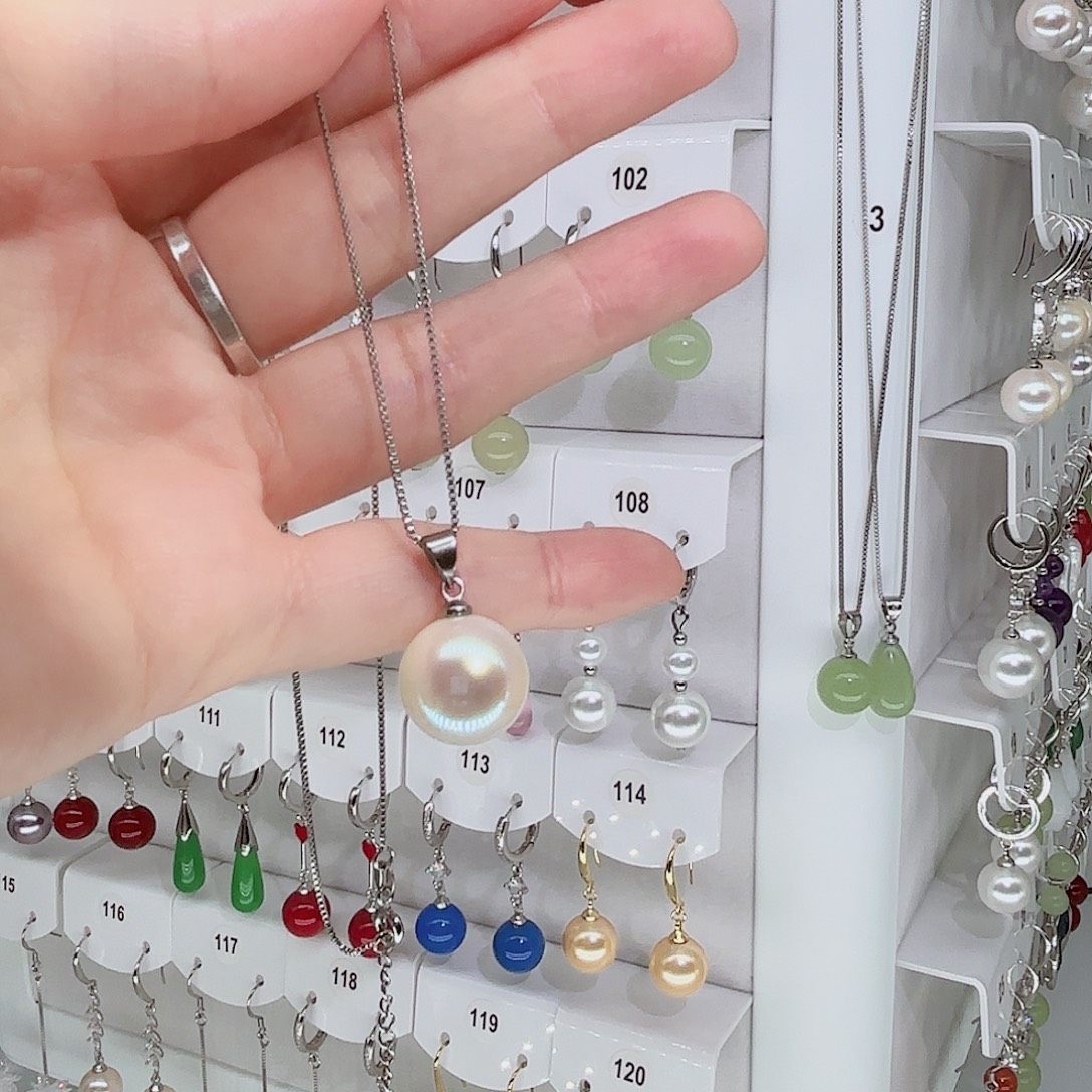 淡水珍珠足银镶嵌耳饰