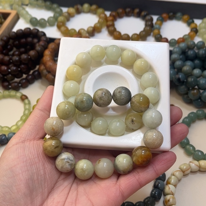 蛇纹石玉未镶嵌手链卡14微瑕