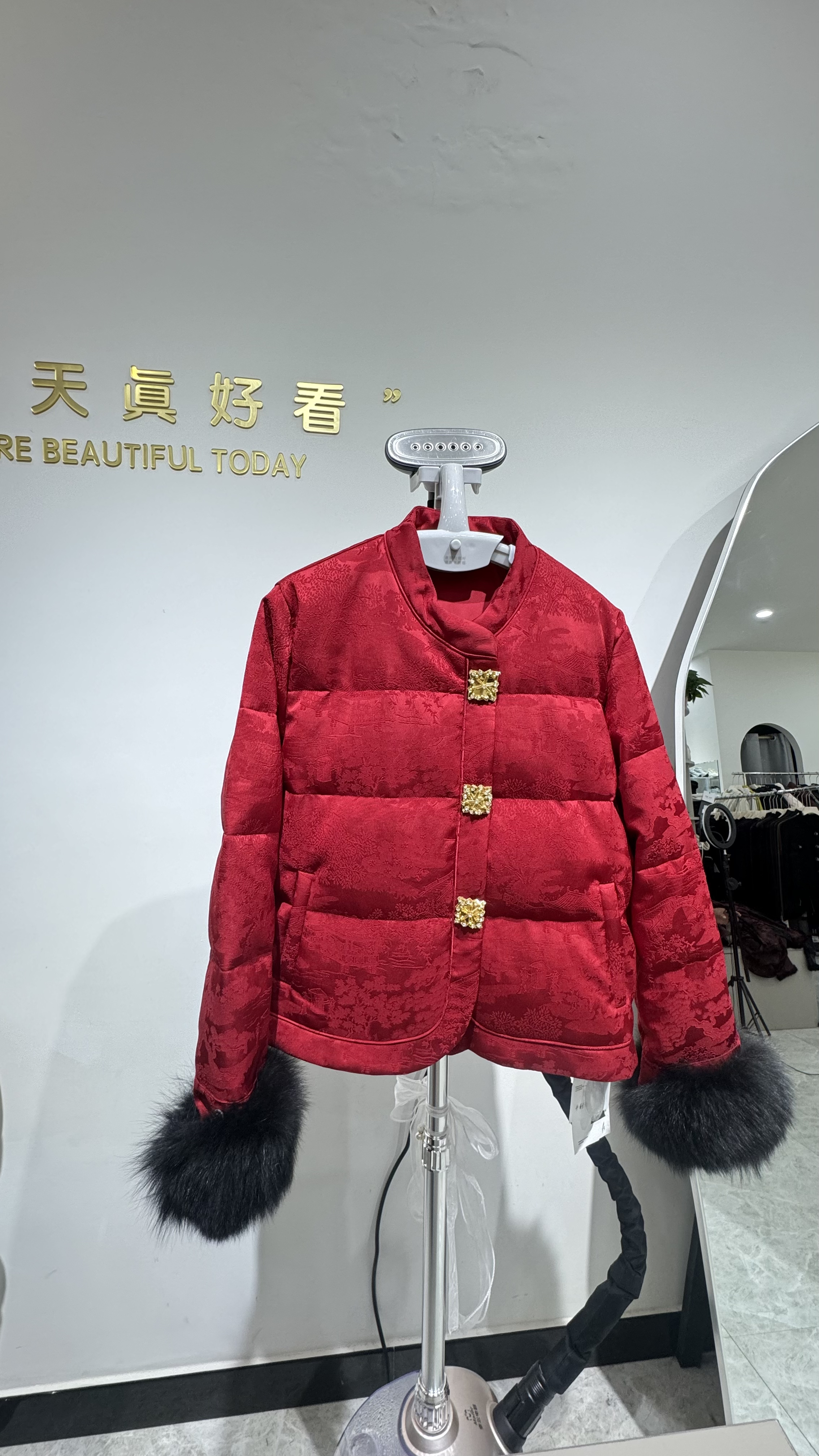 国风时尚提花女短款上衣