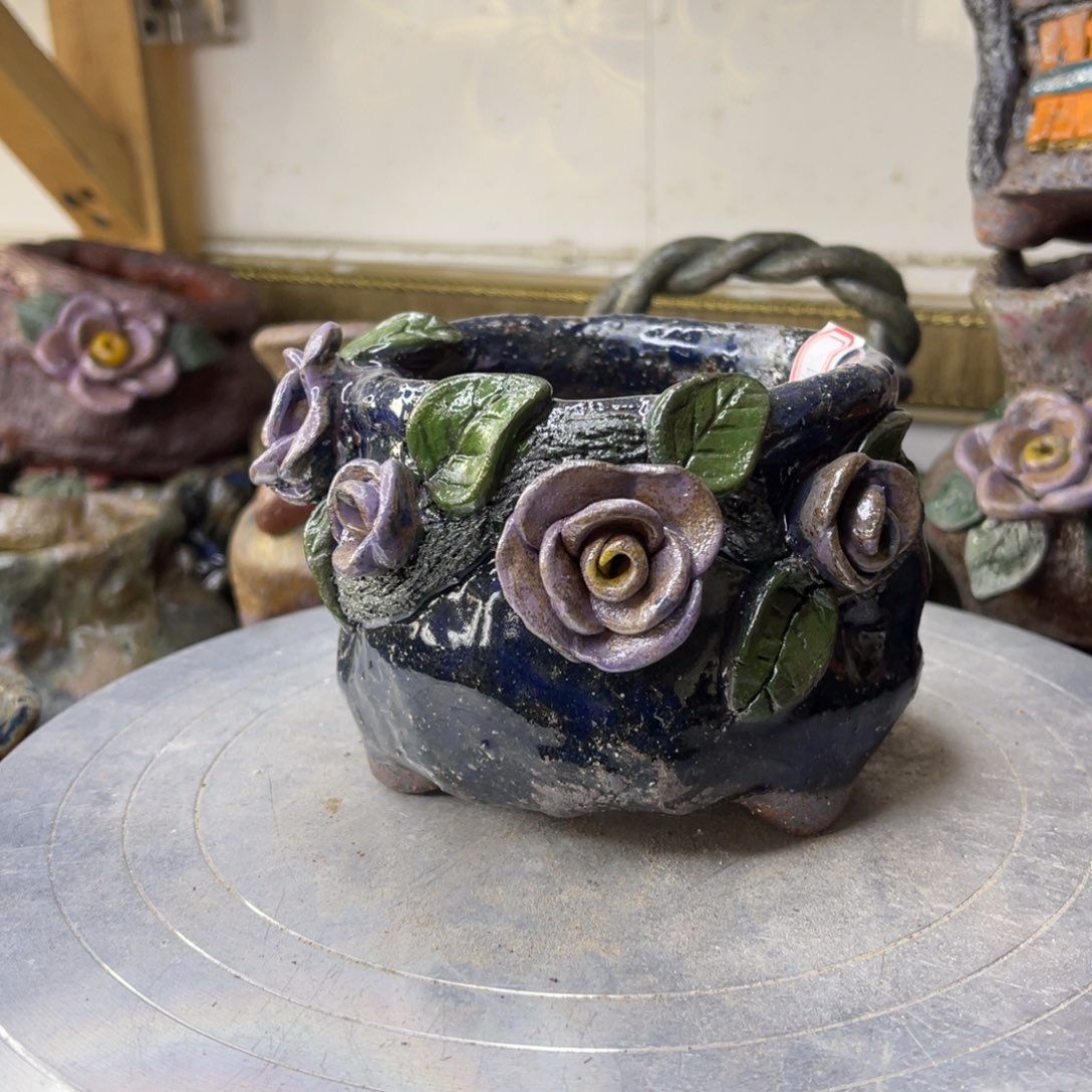 红陶粗砂陶瓷花盆