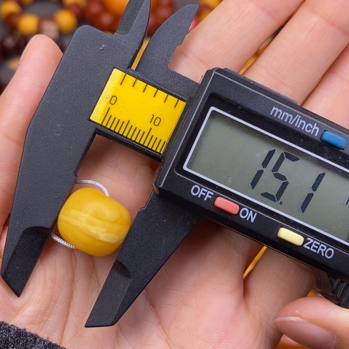 琥珀未镶嵌裸石蜜蜡M