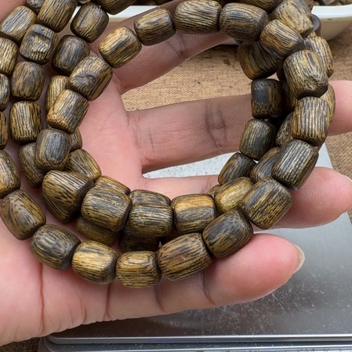 宗****手串沉香张勺子手串35克